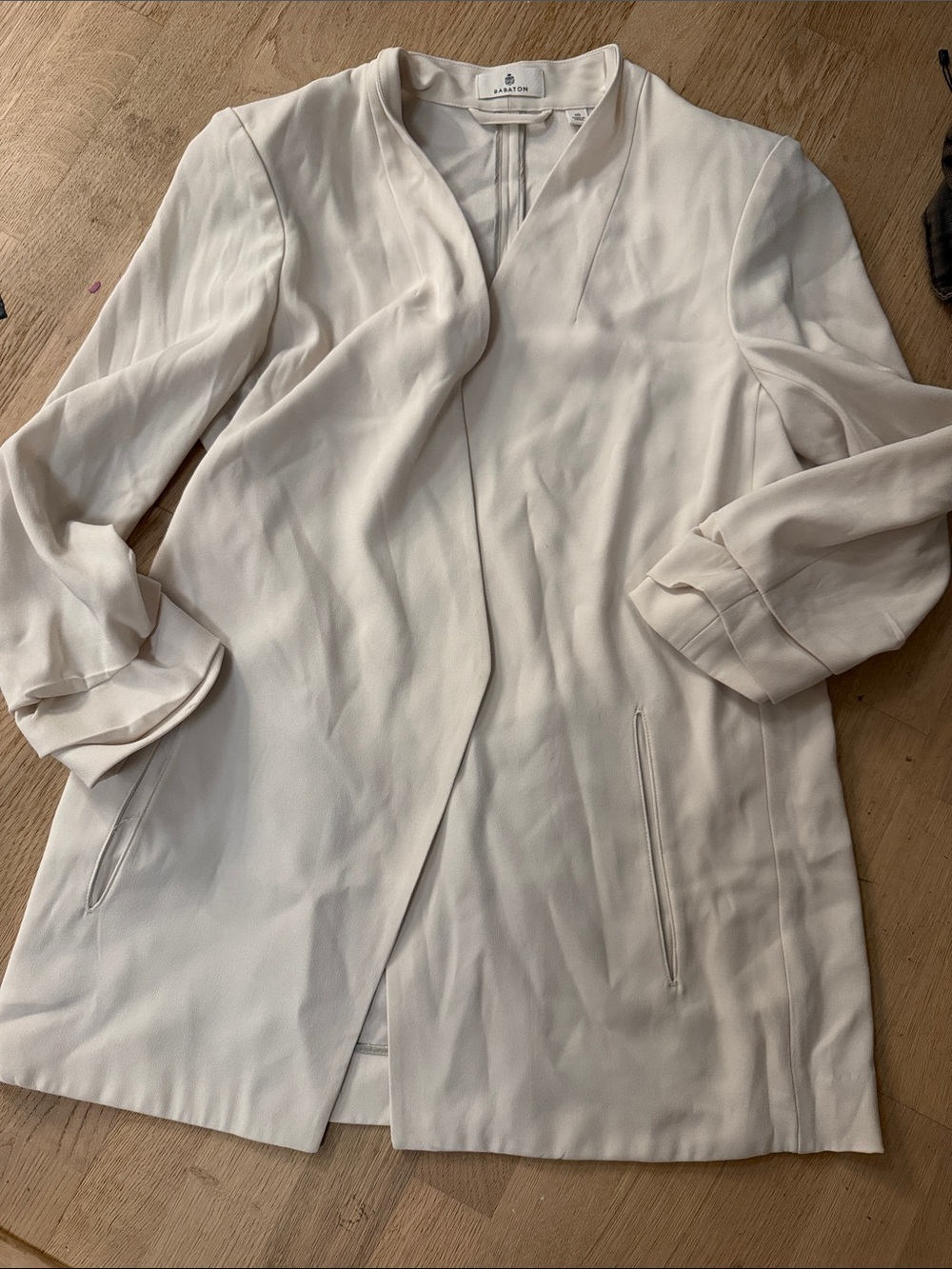 Babaton power blazer 10 Cream Collarless Open-Front Blazer